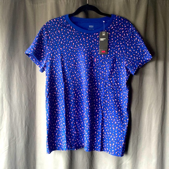 NWT Levi’s Leopard Print Crew Neck T-Shirt - Picture 1 of 3